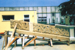 La balaustra che si affacciava su Palazzo Pubblico prima del restauro