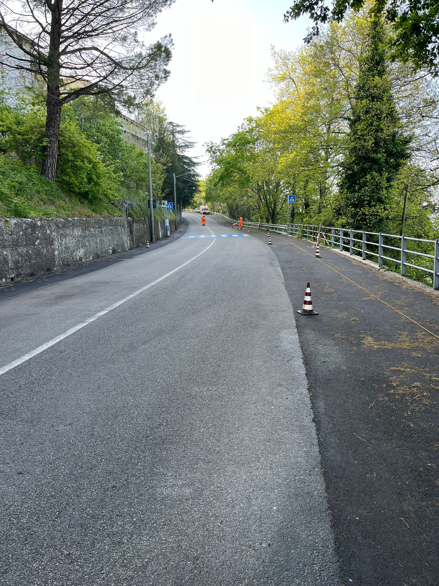 Completamento del percorso pedonale in Via Napoleone e Via Cella Bella